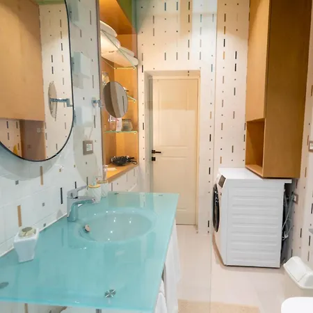 아파트 Garden Luxury Residences 티라나